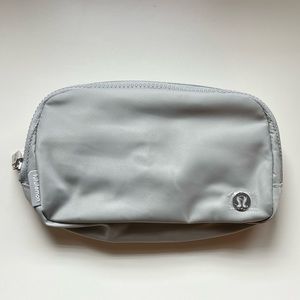 Lululemon Everywhere Belt Bag NWT